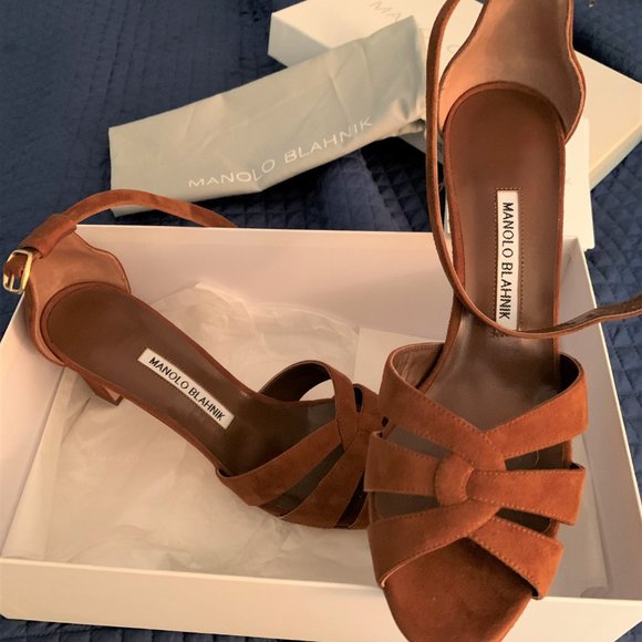 Manolo Blahnik; Unista Sandal - Picture 3 of 8